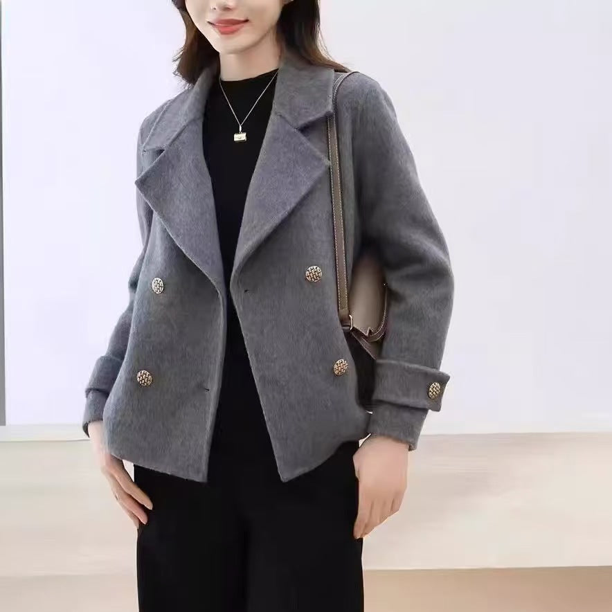 Elegant And Fashionable Wool Coat For Women