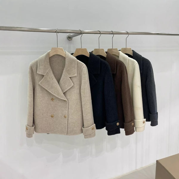 Elegant And Fashionable Wool Coat For Women