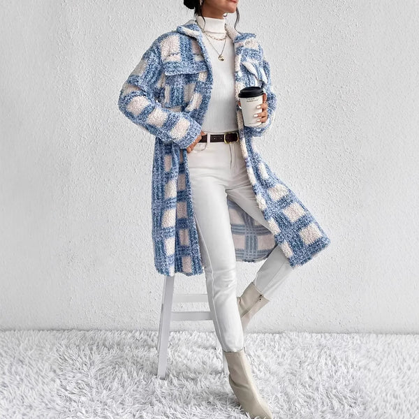 Womens Flap-Pocket Plaid Jacket With A Padded Design