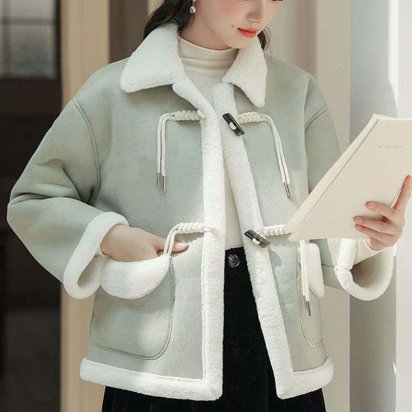 Women's Versatile Round-Neck Short Loose Lambswool Coat