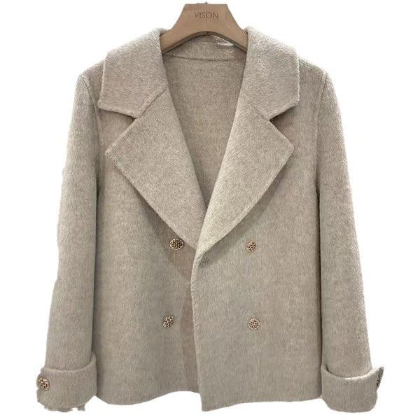 Elegant And Fashionable Wool Coat For Women