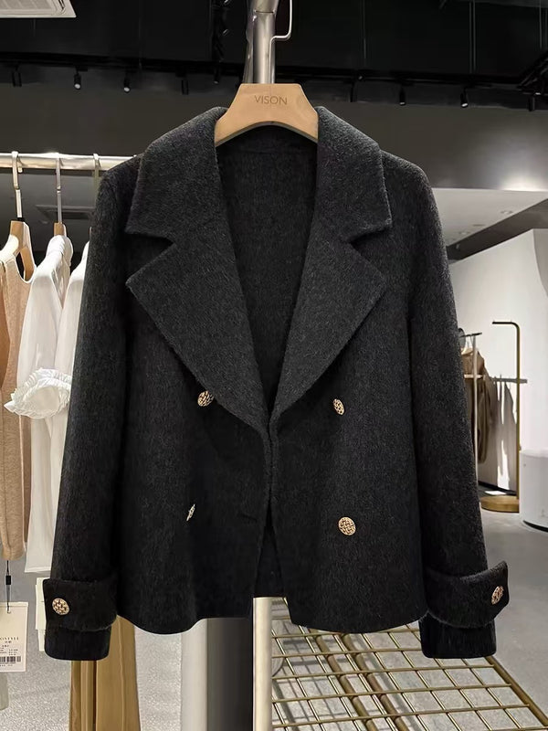 Elegant And Fashionable Wool Coat For Women