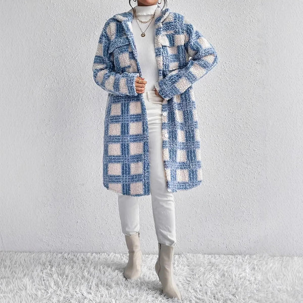 Womens Flap-Pocket Plaid Jacket With A Padded Design