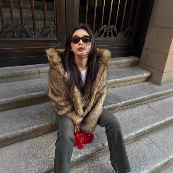 Elegant Polyester Fur Overcoat Coat