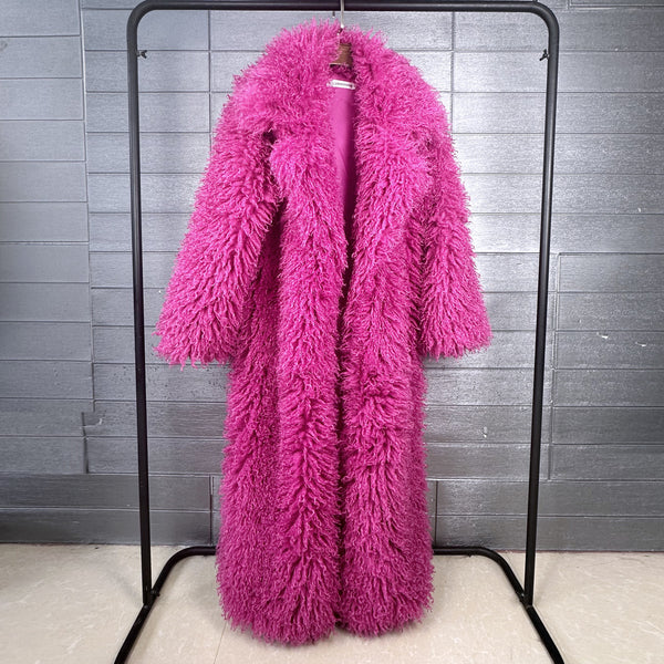 Womens Elongated Wool Coat With A Tailored Lapel