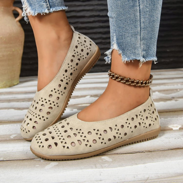 Large-size Women's Pumps